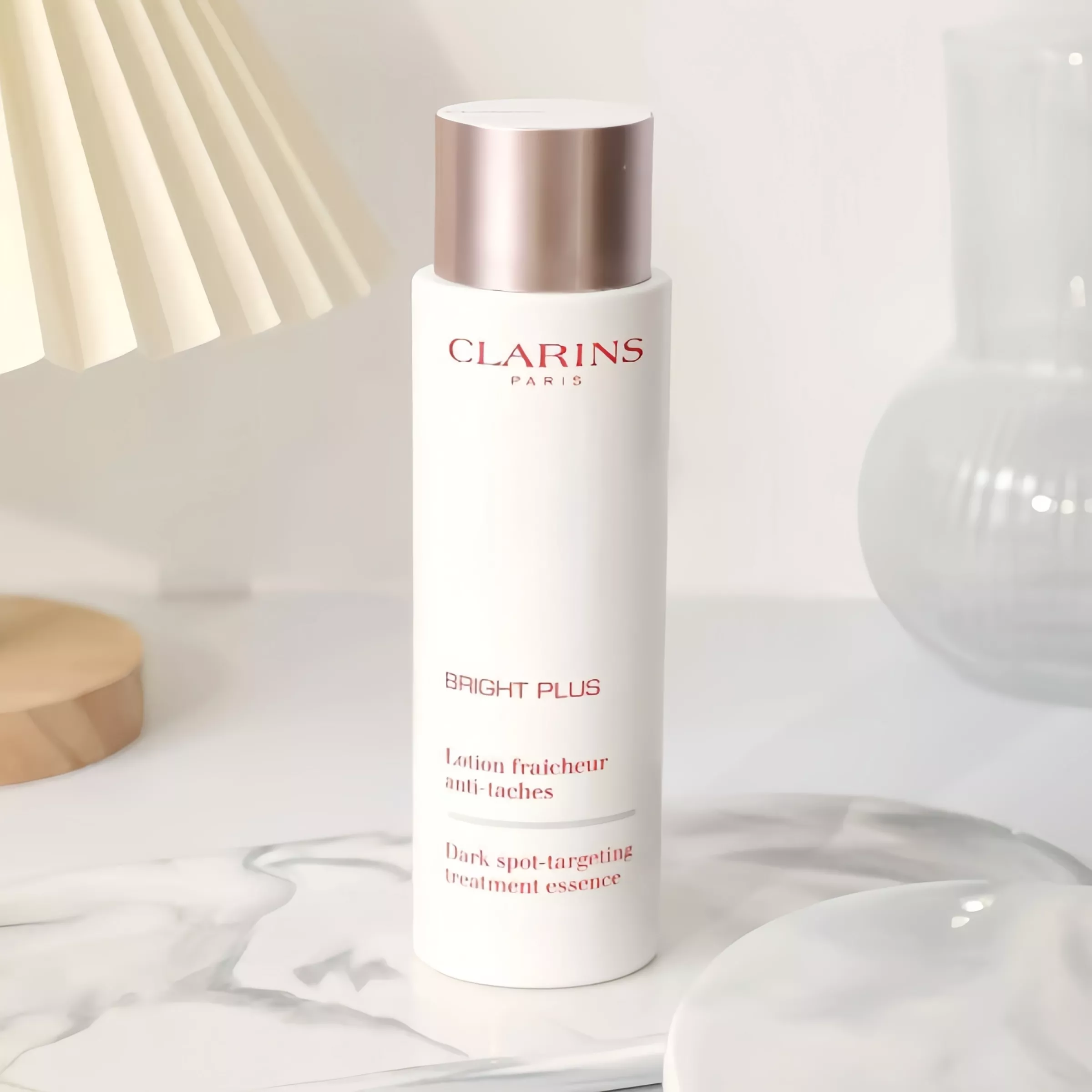 Clarins Тонизирующий лосьон способствующий сокращению пигментации 200мл Кларинс 2