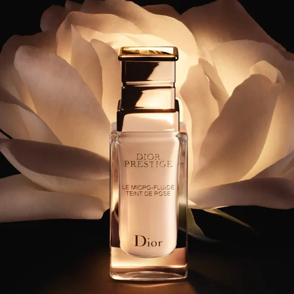 Dior Flower Secret Essence тональный крем 30 мл